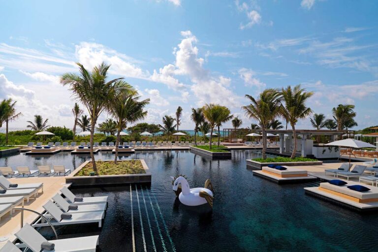 UNICO Pool with pool float in the middle.